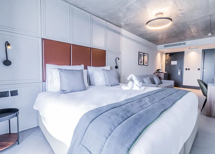 The Londoner Hotel Sliema