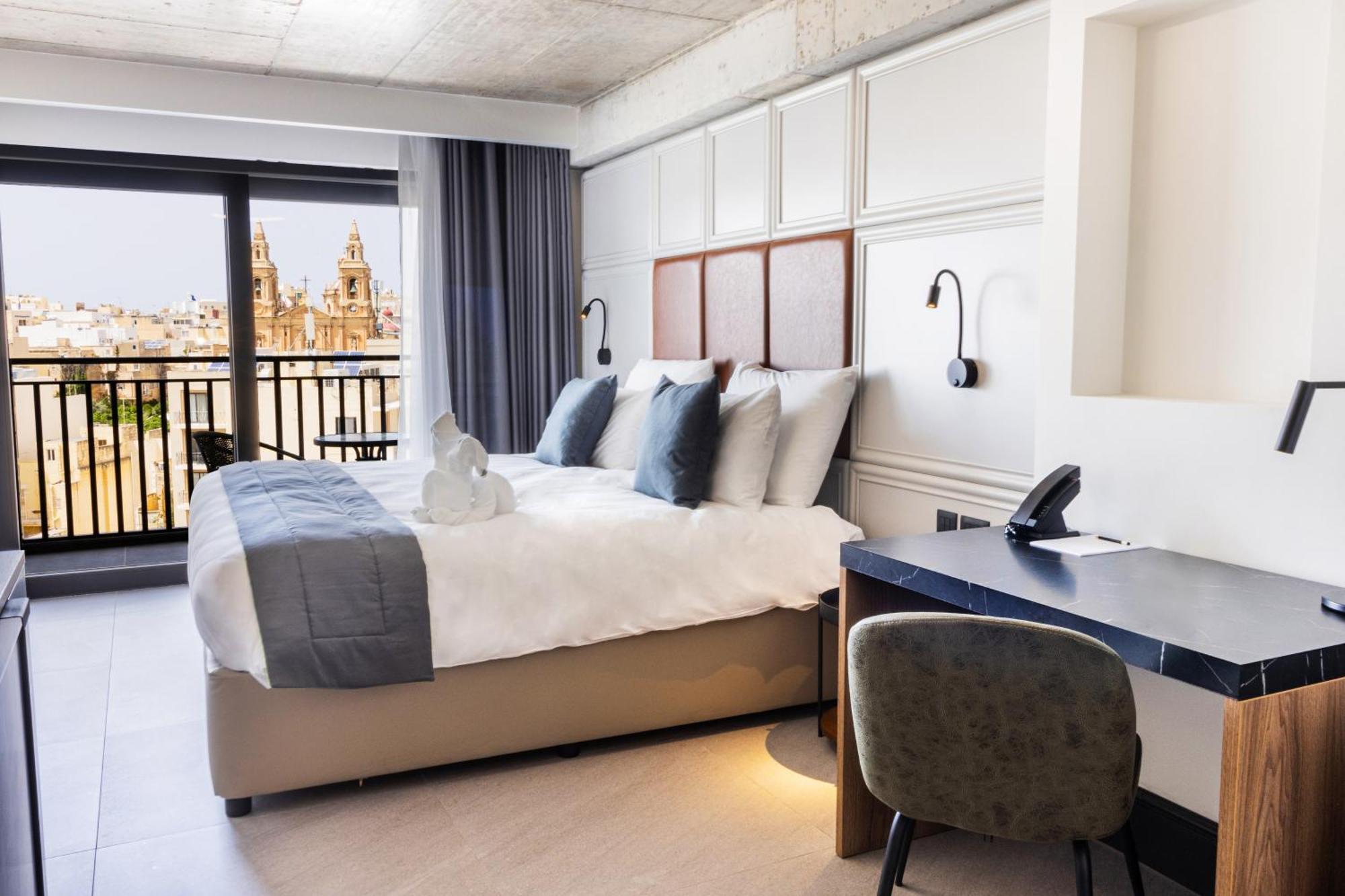 The Londoner 3* Sliema
