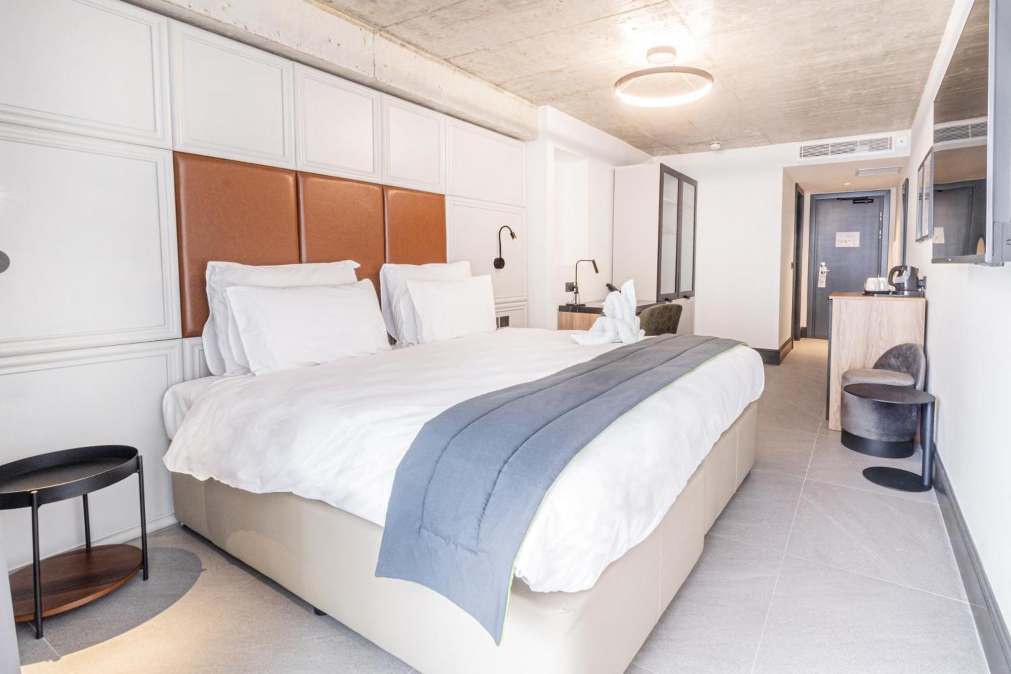 Hotel The Londoner 3*
